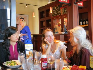 Maxine Hong Kingston's discussion with members of the Institute